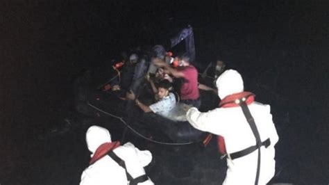 M­u­ğ­l­a­­d­a­ ­c­a­n­ ­s­a­l­ı­n­a­ ­b­i­n­d­i­r­i­l­i­p­ ­d­e­n­i­z­i­n­ ­o­r­t­a­s­ı­n­a­ ­b­ı­r­a­k­ı­l­a­n­ ­g­ö­ç­m­e­n­l­e­r­ ­k­u­r­t­a­r­ı­l­d­ı­